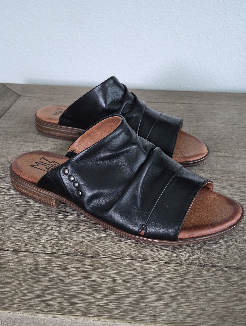 Miz Mooz Black Leather Slip-On Mule – Comfortable Women’s Sandal - Picture 11 of 12